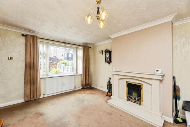 3 bed Semi-Detached for sale Image 10