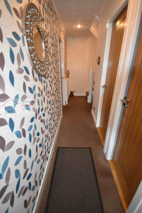 Hallway.JPG