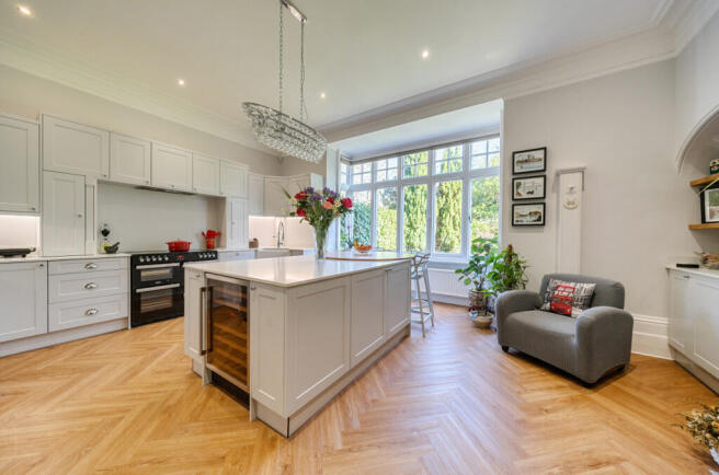 1418903-26-69a85a...