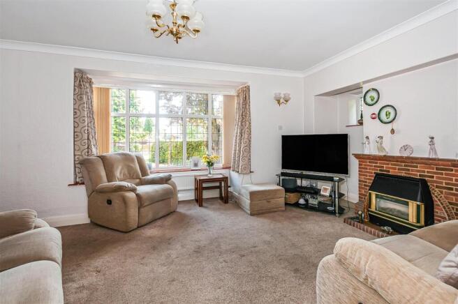 3 bed Detached for sale Image 4