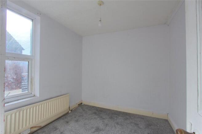 3 bed Terraced for sale Image 8