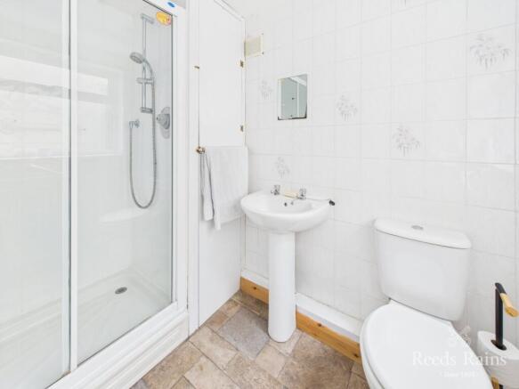 2 bed Terraced for sale Image 6