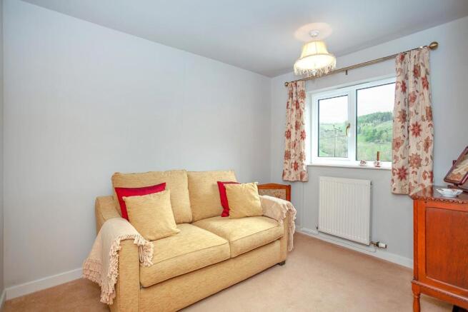 Bedroom 3.jpg