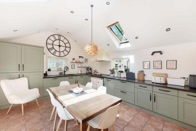 Kitchen/Breakfast