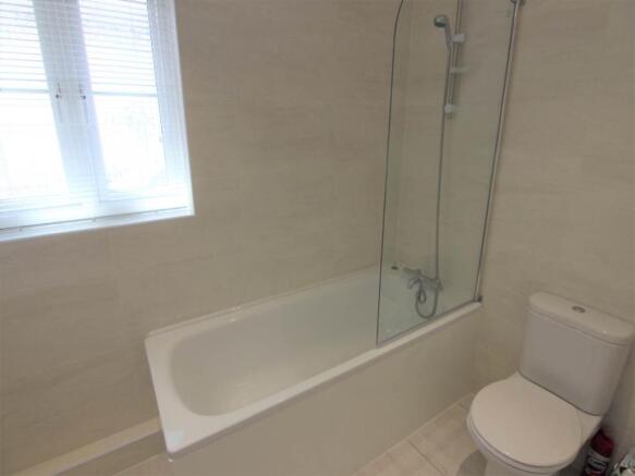 lockside 72 bathroom