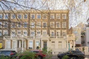 59c, Clapham Common South Side, London SW4 9DA