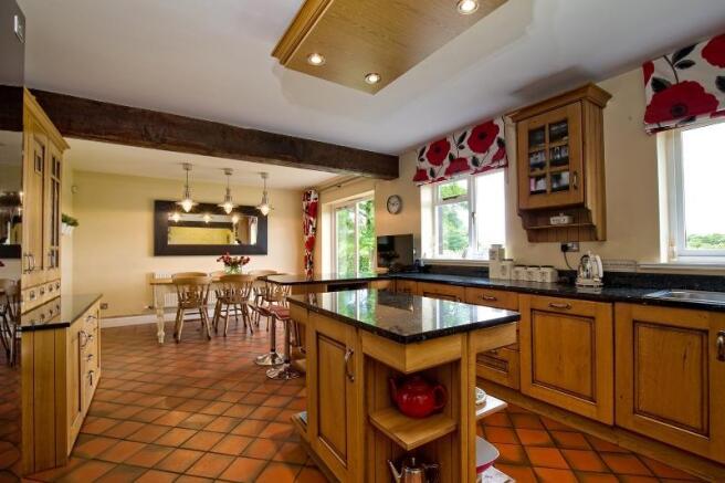 Dining Kitchen