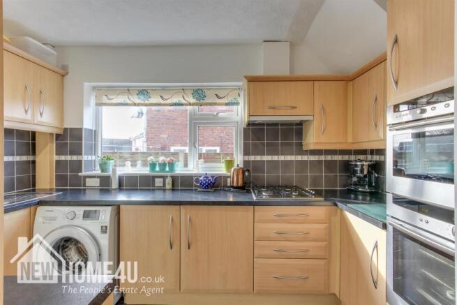 KITCHEN: