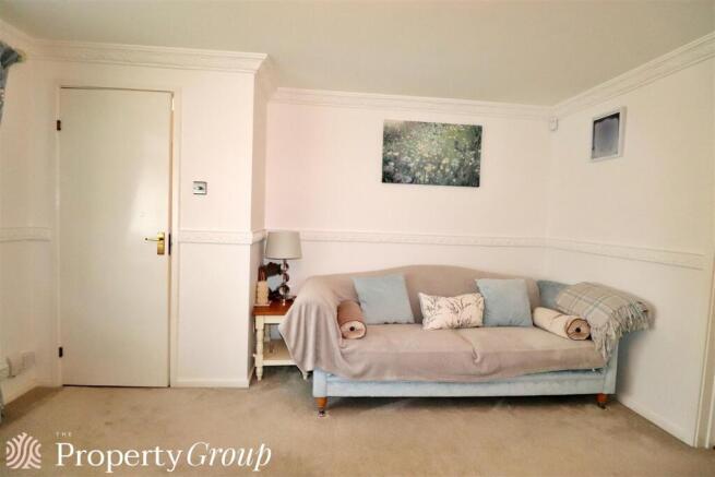 Heywood Close 8 2510 (13).JPG