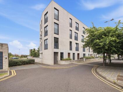 28/6 Saltire Street, Granton, Edinburgh, EH5