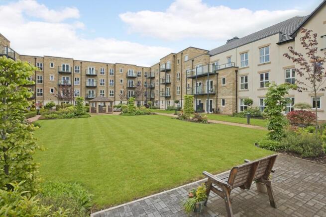 1 bed Retirement Property for sale Image 12