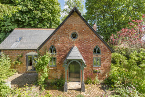 Hungerford, RG17 7TN.