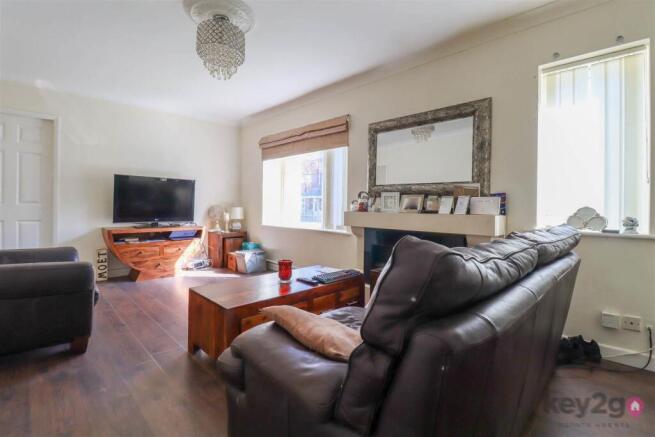 3 bed Detached Bungalow for sale Image 3