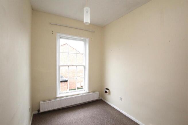 Chestnut House - Bedroom.JPG