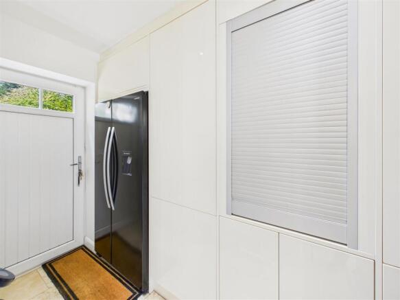 4 bed Detached for sale Image 10