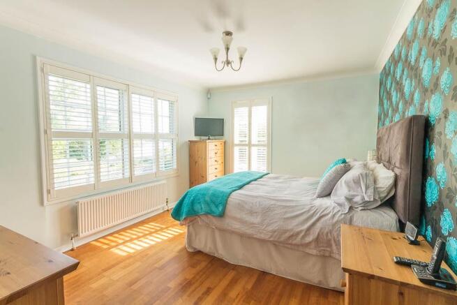 Bedroom (Main)