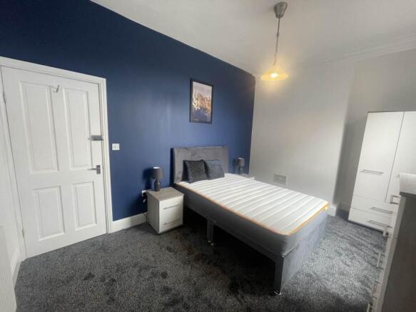 Room 2 (1)