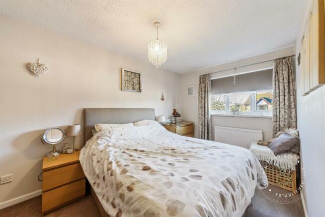 Ambergate-Drive-02.jpg
