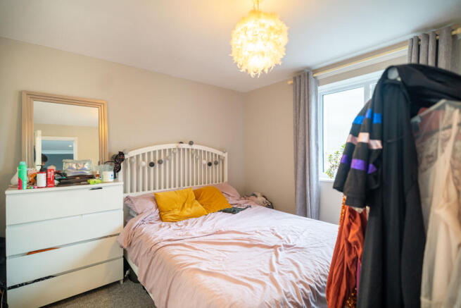 1 bed Flat for sale Image 8