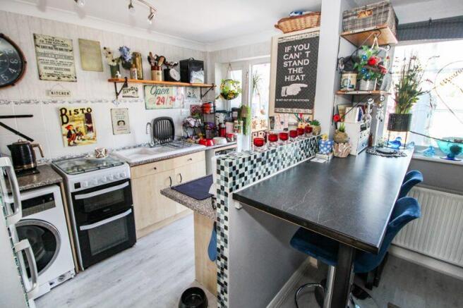 Kitchen/dining