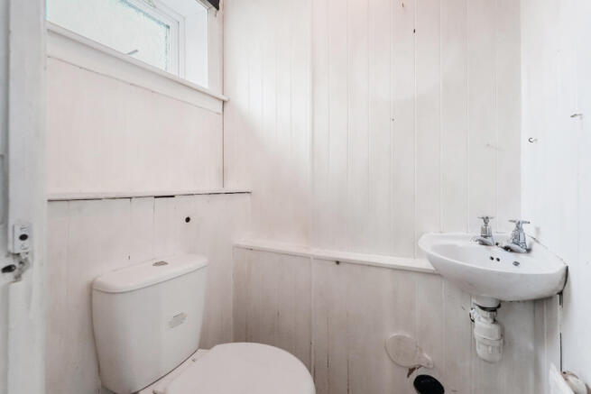 11 Stonebank, Ladywell, Livingston, West Lothian photo 4