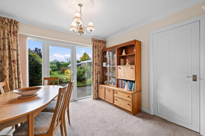 3 bed Semi-Detached for sale Image 8