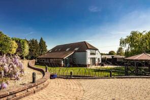 Pips Barn, Gatehampton Farm, Gatehampton Road, Goring, Reading RG8 9LU