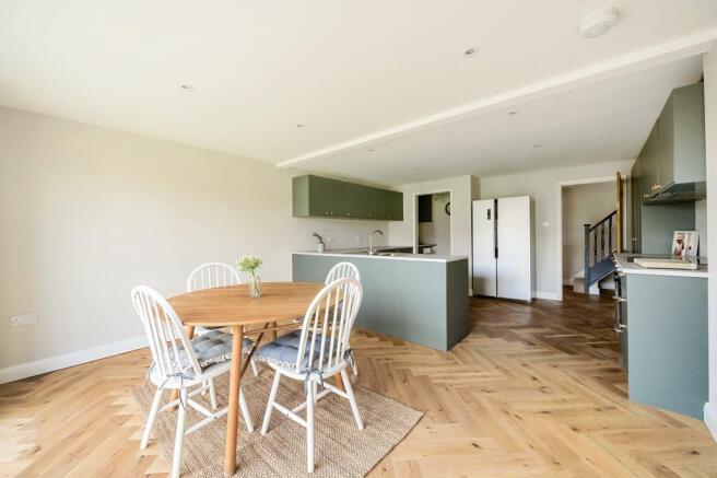 Kitchen/Dining Area