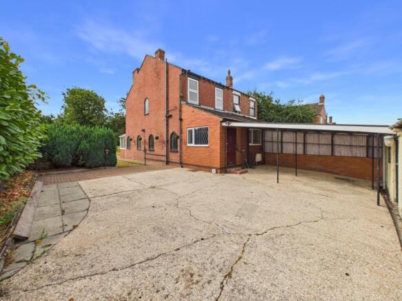 2 bed Semi-Detached for sale Image 5