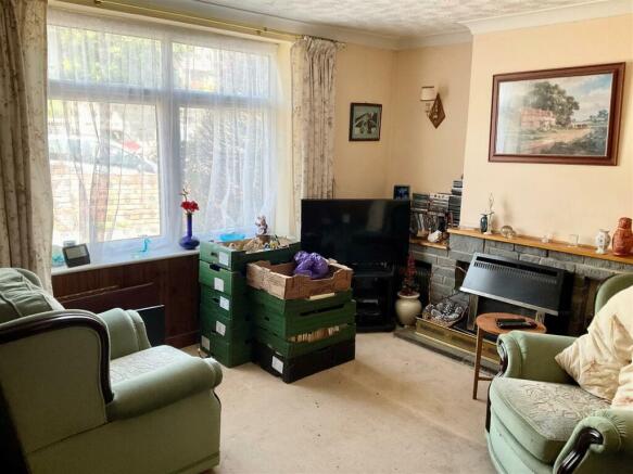 Living Room.jpg