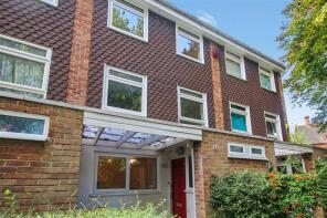 10, 20 22 Oberon Court, Shakespeare Road, Bedford MK40 2EB
