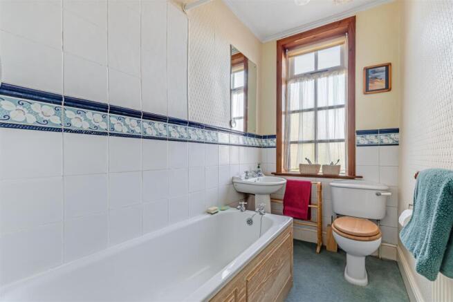 2 bed Terraced for sale Image 10