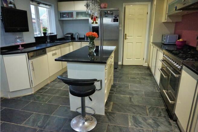 Kitchen / Breakfast