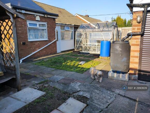1 bed House Share to rent Image 6
