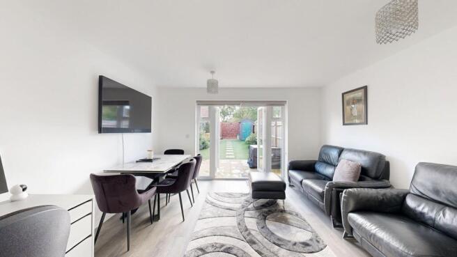 Lounge/dining room