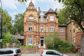 Flat 6, 42, Eton Avenue, London NW3 3HL