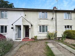 56, Pinehurst Cottages, Pinehurst Avenue, Farnborough GU14 7LL