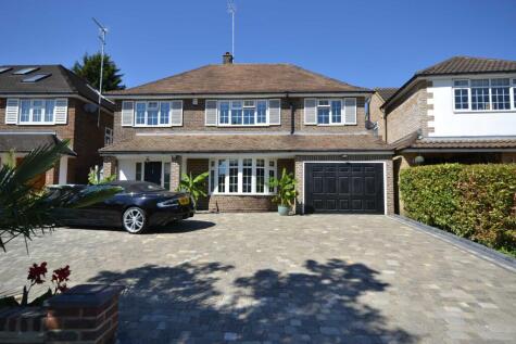 Courtleigh Avenue, Hadley Wood, Hertfordshire, EN4