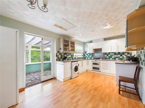 Honeyborough Grove, Neyland, Milford Haven, Pembrokeshire, SA73 photo 4