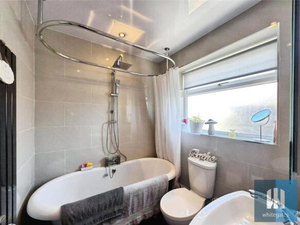 3 bed Semi-Detached for sale Image 4