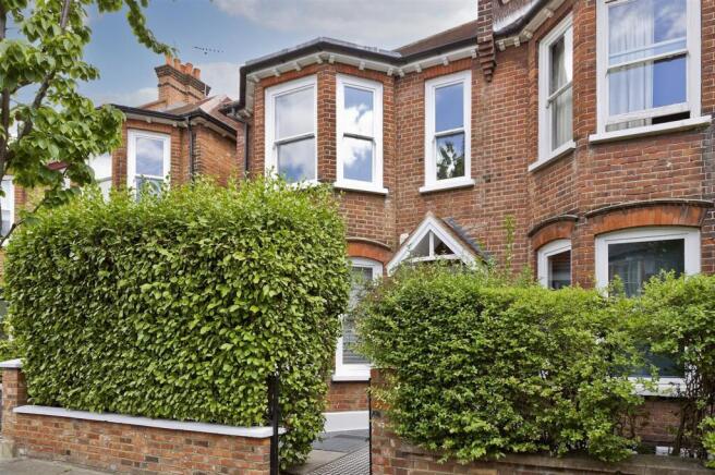 2 finstock rd-9143.jpg