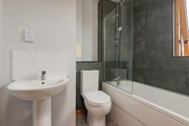 1 Green Julian Place Inchture-9.jpg