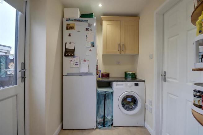 69 GRANGE AVENUE-8.jpg