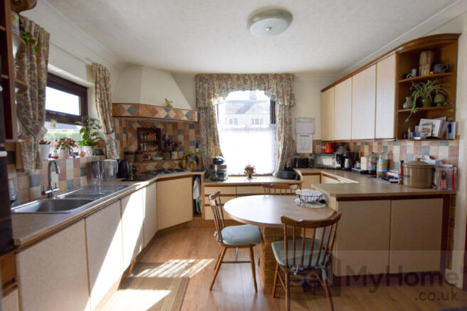 Leicester Road, Ibstock, Leicestershire photo 4