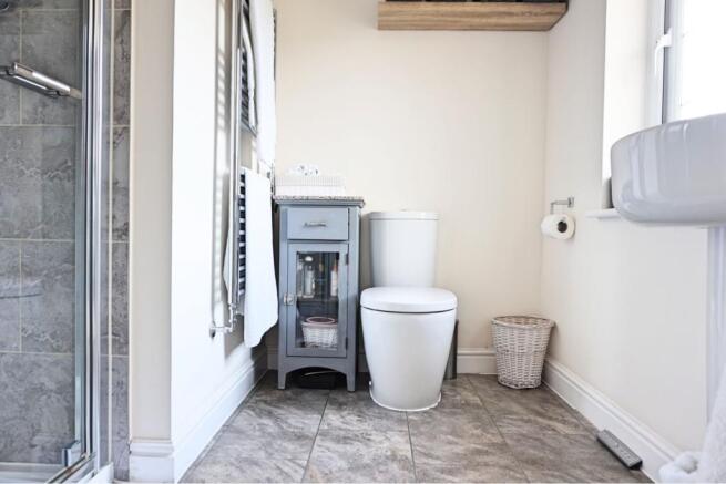Master En-suite