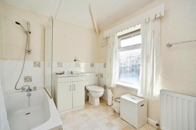2 bed Semi-Detached for sale Image 10