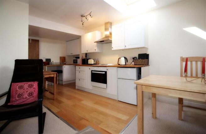 45014_Manorfield Roa