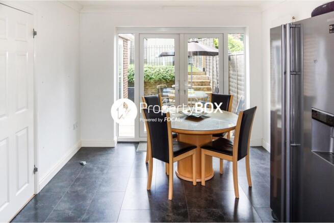 Kitchen/Dining Room
