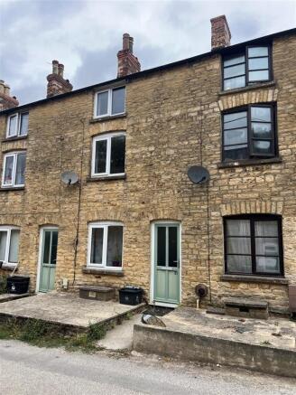 26 08 04 51 Rockl Hill front of house.jpg