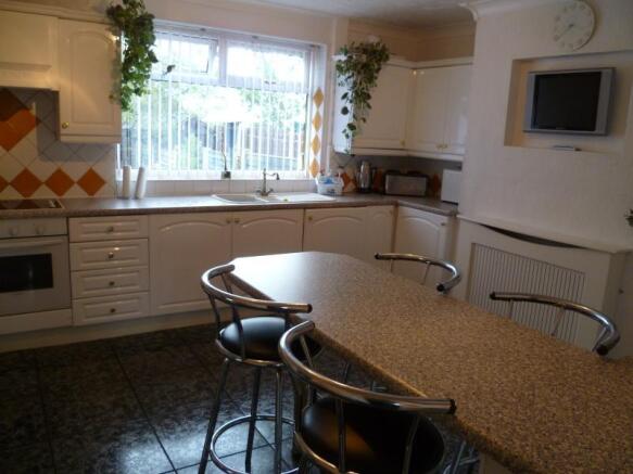 Kitchen / Dining Room
